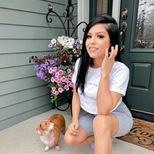 Meet your Posher, Victoria